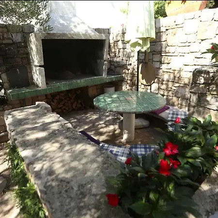 Prázdninový dům House Lile *